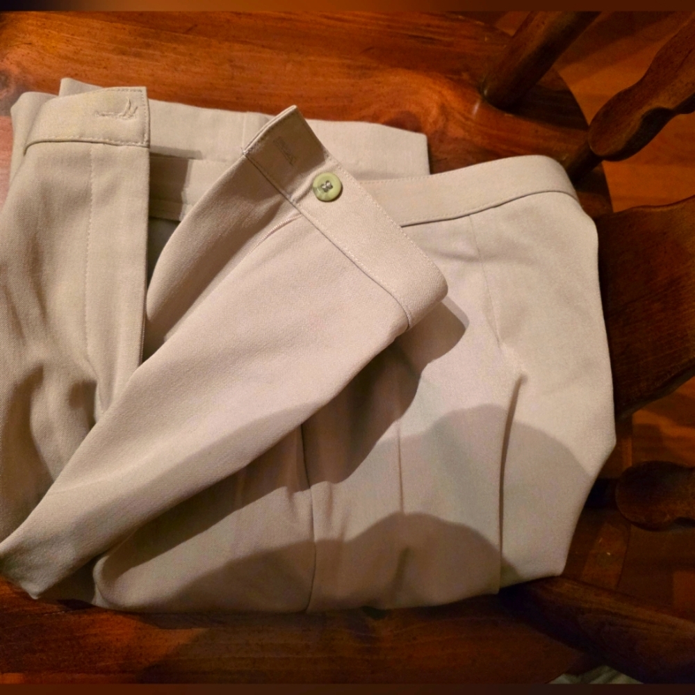 Briggs New York Women's Straight Leg Pants - Cream, Tan